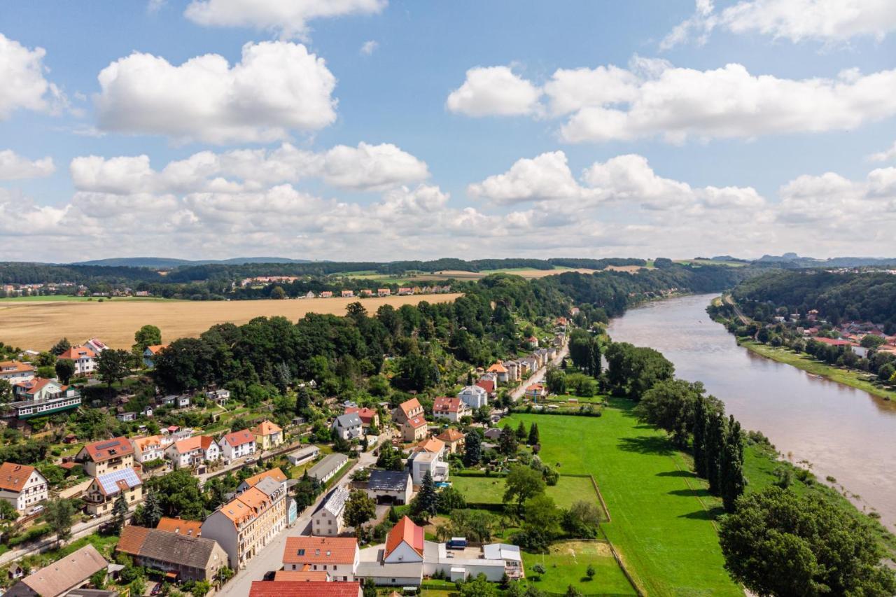Elbpension & Ferienwohnung Saechsische Schweiz ピルナ エクステリア 写真