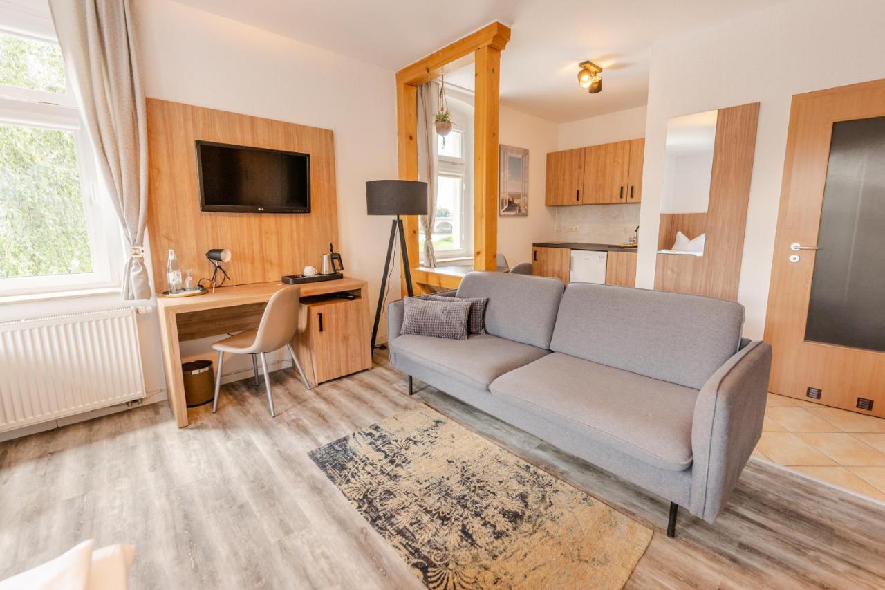 Elbpension & Ferienwohnung Saechsische Schweiz ピルナ エクステリア 写真