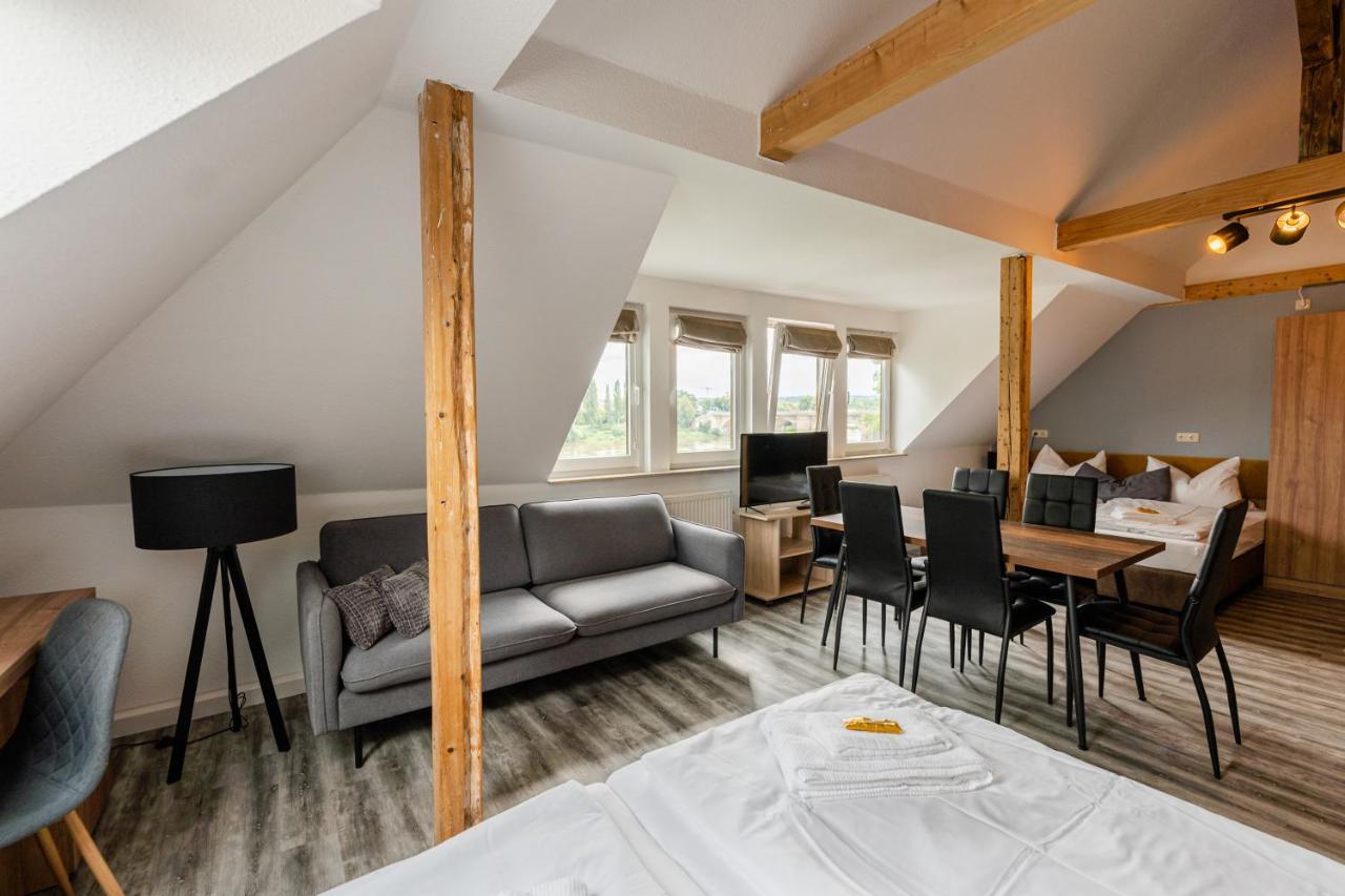 Elbpension & Ferienwohnung Saechsische Schweiz ピルナ エクステリア 写真